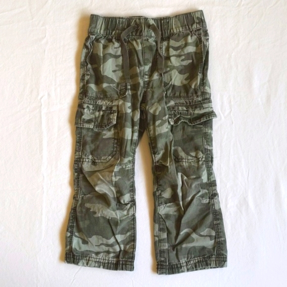 old navy camo straight leg cargo pants 2T unisex toddler - Picture 1 of 9
